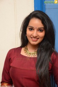 malavika-menon-pics-222-00218