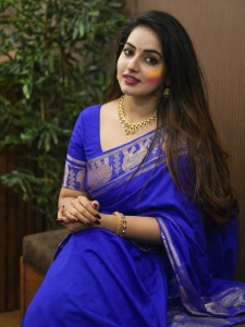 malavika-menon-saree-look-photos-006