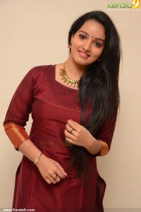 malavika-menon-stills-454-00468