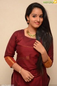 malavika-menon-stills-454-00785