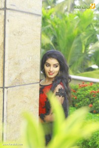 malavika-menon-stills-999-00378