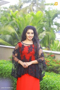 malavika-menon-stills-99950