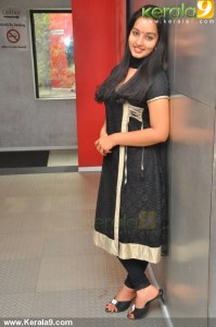 malavika_menon_latest_stills42