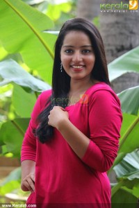 malavika_menon_new_stills-02769