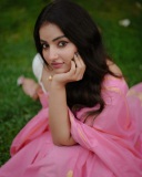 actress-malavika-c-menon-in-pink-saree-with-white-blouse-look-photos-013