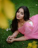 actress-malavika-c-menon-in-pink-saree-with-white-blouse-look-photos-016