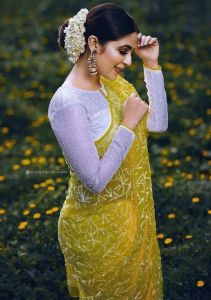 malavika-wales-instagram-picuki-017