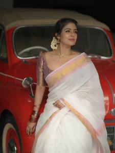 malavika-wales-latest-photos-and-looks-007