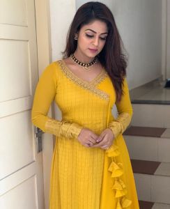 malavika-wales-latest-photoshoot-photos541-011