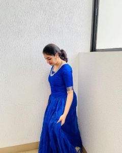 1_malavika-nair-malayalam-actress-photos-001