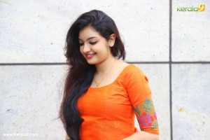 malavika-nair-latest-images-09384-489