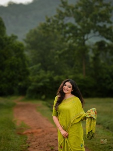 actress-malavika-latest-photos-011