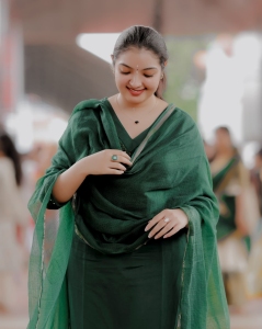 malavika-nair-in-green-churidar-images-003