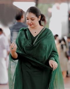 malavika-nair-in-green-churidar-images