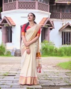 malavika-nair-latest-photos-and-images-003