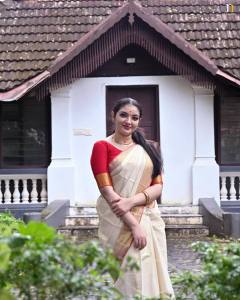 malavika-nair-latest-photos-and-images-006