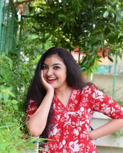 malavika-nair-latest-photos-in-saree2022-004