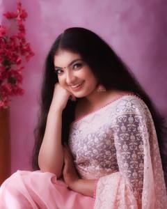 malavika-nair-latest-photos-in-saree2022-005