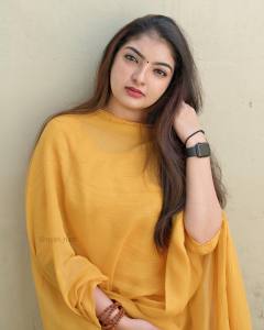 malavika-nair-latest-photos-in-saree2022-006