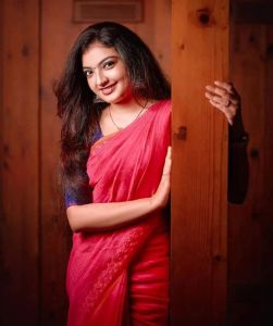 malavika-nair-malayalam-actress-photos-new.webp