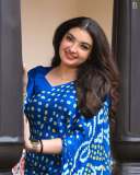 malavika-nair-in-blue-saree-photos
