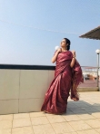 malayalam actress malavika nair saree photos3212-002