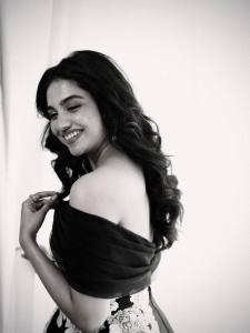 mamitha-baiju-cute-look-photos-latest-005