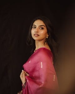 Mamitha Baiju Photos, Pictures And Mamitha Baiju HD Images - Kerala9.com