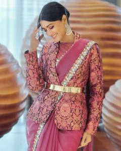 mamta-mohandas-in-saree-photos-001