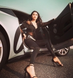 actress-mamtha-mohandas-new-photos-with-car-006