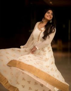 actress-manjima-mohan-images-002