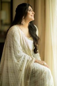 actress-manjima-mohan-images