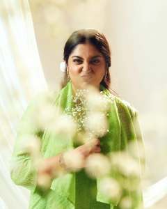 manjima-mohan-in-green-dress-latest-style-ideas-photos-003