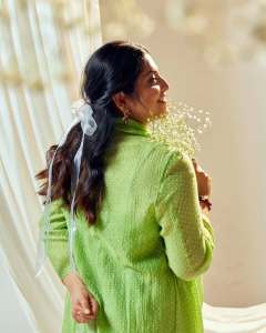manjima-mohan-in-green-dress-latest-style-ideas-photos-008