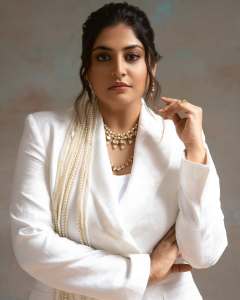 manjima-mohan-in-white-official-dress-ideas-images-001