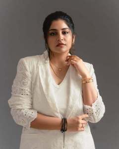 manjima-mohan-new-photoshoot-picture-015