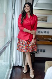manjima mohan new pics