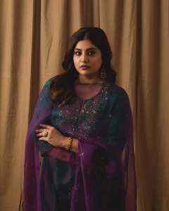 manjima-mohan-new-stylish-photos-012