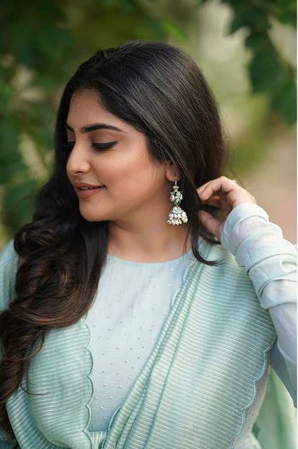 Manjima Mohan Photos, Pictures & Manjima Mohan Images - Kerala9.com