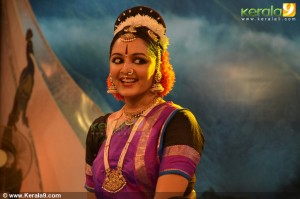 3590manju_warrier_new_stills-001