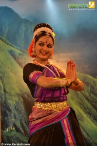 7155manju_warrier_pics_01-001