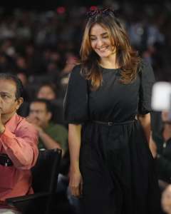 manju-warrier-black-outfit-photos-001
