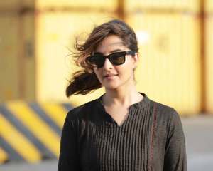 manju-warrier-in-black-outfit-photos-004