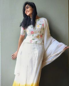 manju-warrier-in-lehenga-dress-images-002