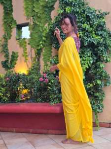 manju-warrier-in-yellow-saree-with-kalamkari-blouse-pics-006