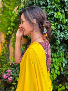 manju-warrier-in-yellow-saree-with-kalamkari-blouse-pics-012
