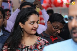 manju-warrier-latest-event-photos-0923-01154