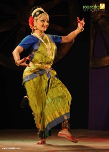manju-warrier-latest-images-009-00368