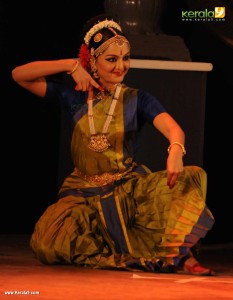 manju-warrier-latest-pics-222-0071