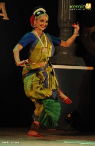 manju-warrier-latest-stills-444-00228